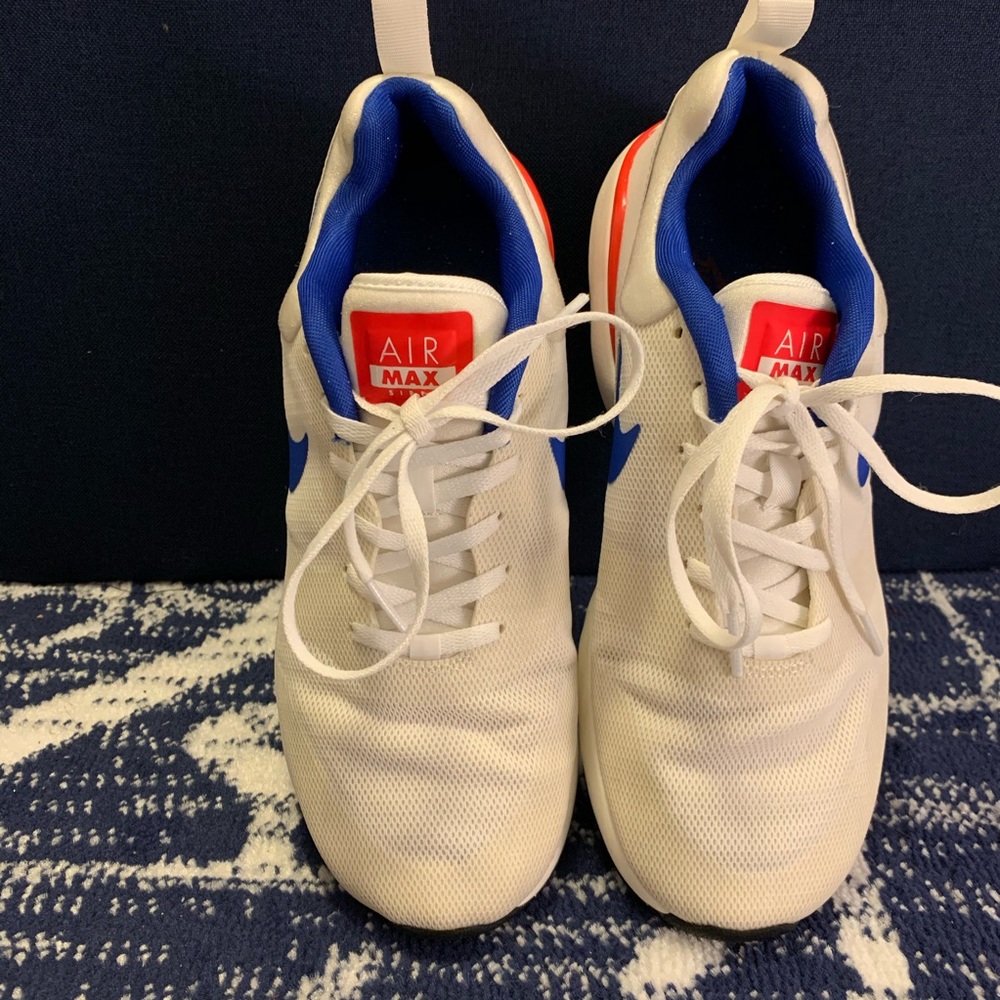 Nike Air Max Siren Running Shoes - Picture 6 of 8